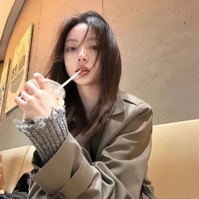不认识的女友